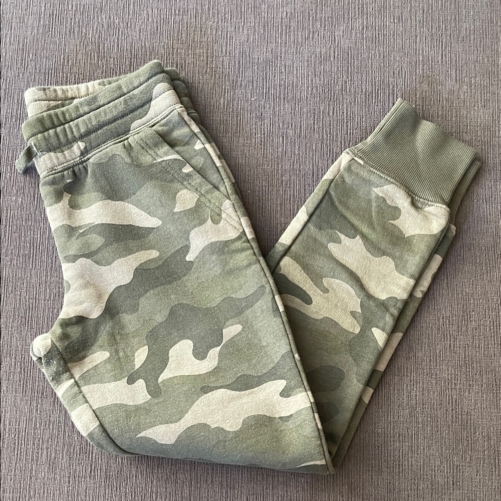 Old Navy Camo Sweatpants Girls Size 8